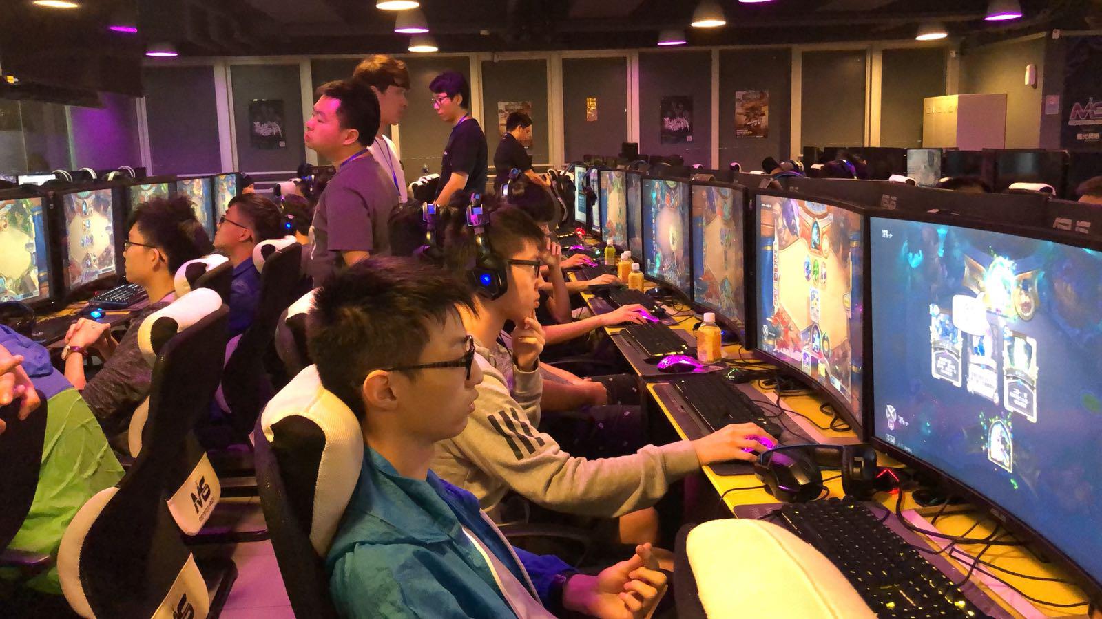 创新与坚持 创新与坚持